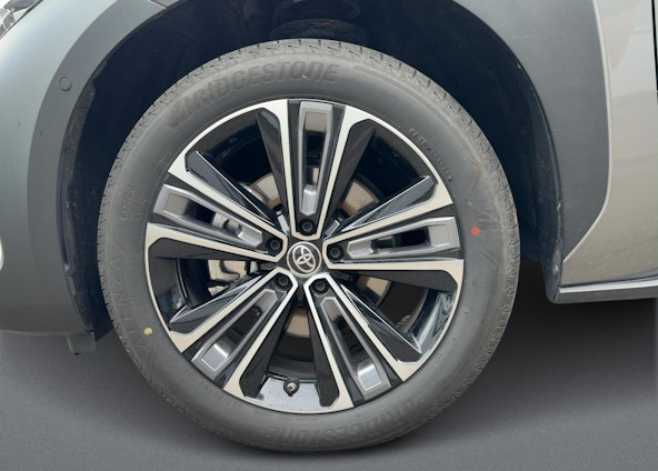 Vehicle image 12 Vehicle image 12