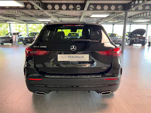 Mercedes-Benz GLA 250 Swiss Star AMG Line 4matic