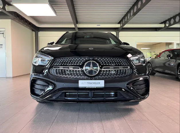 Mercedes-Benz GLA 250 Swiss Star AMG Line 4matic