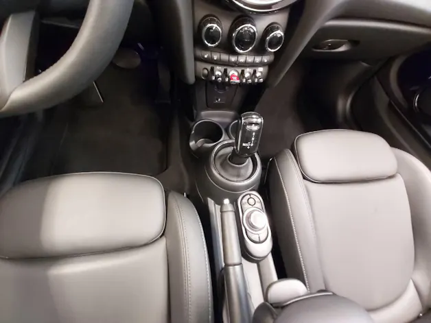 Mini Cabrio F57 1.5i Cooper