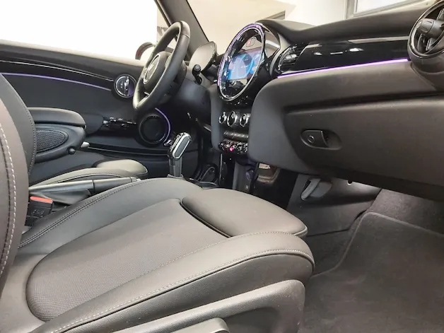 Mini Cabrio F57 1.5i Cooper