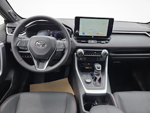 https://vehicle.imgix.net/4048064/edd0fb93-508d-4a93-8d4b-471216a7e56b.jpg