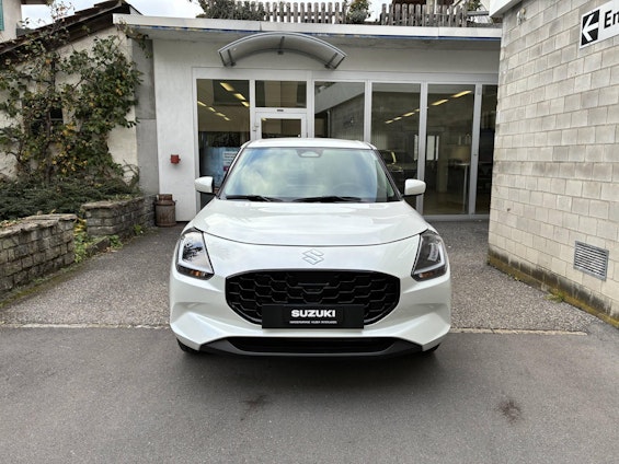 Vehicle image 6 Vehicle image 6