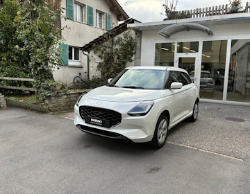 Vehicle image SUZUKI SWIFT 0 Vehicle image SUZUKI SWIFT 0