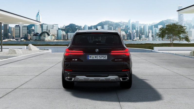 Vehicle image BMW X5