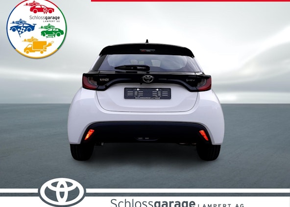 Vehicle image 3 Vehicle image 3