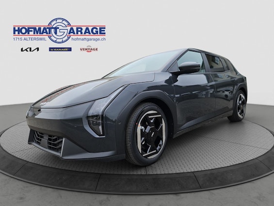 First vehicle image First vehicle image