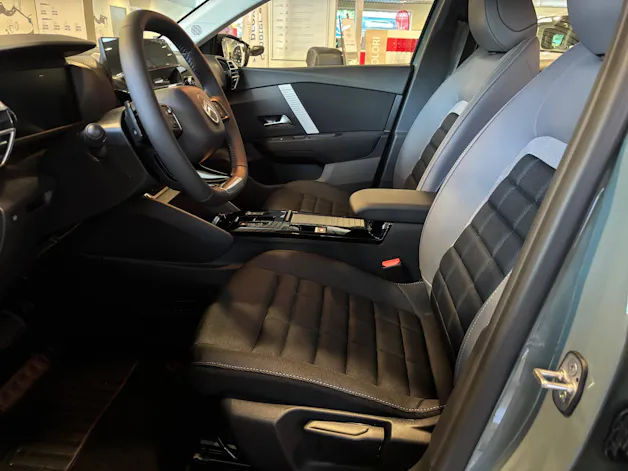 Citroën C4 1.2 Hybrid Tonic