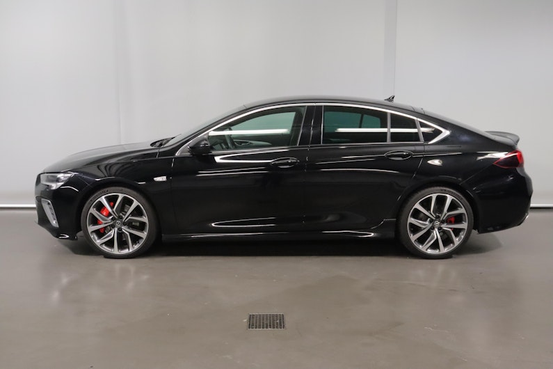 Vehicle image OPEL INSIGNIA