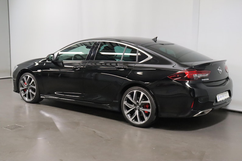 Vehicle image OPEL INSIGNIA