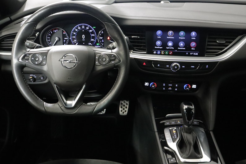 Vehicle image OPEL INSIGNIA