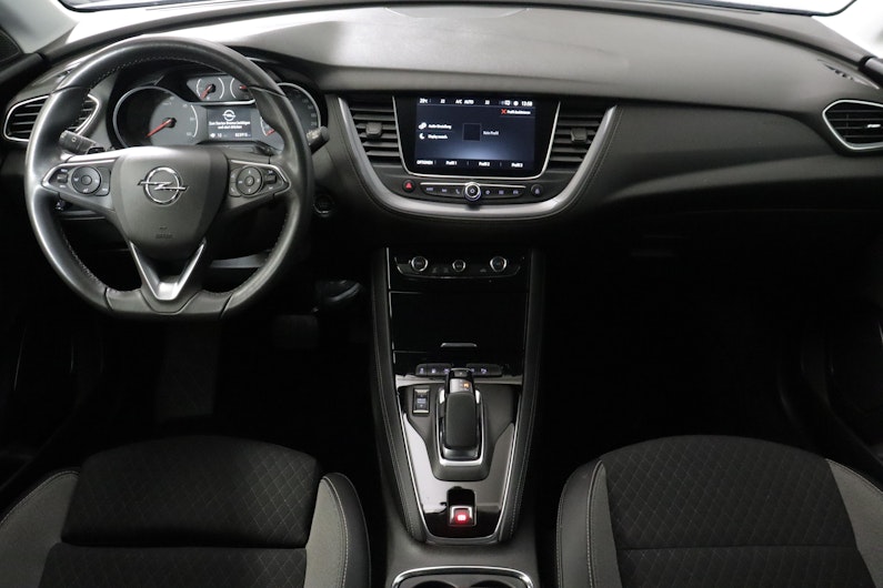 Vehicle image OPEL GRANDLAND X