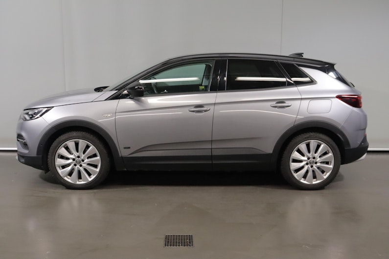 Vehicle image OPEL GRANDLAND X