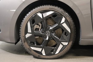 Vehicle image OPEL Astra 1.6 T PHEV 225 GSe