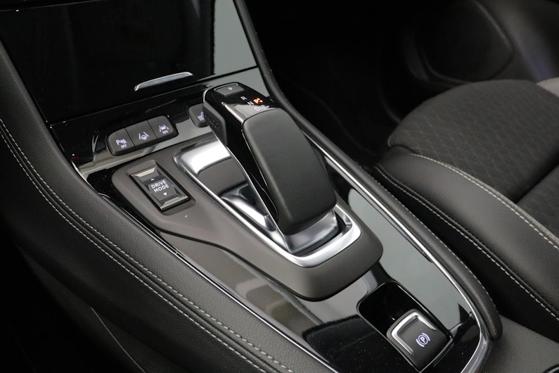 Vehicle image OPEL GRANDLAND