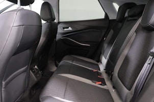 Vehicle image OPEL Grandland 1.6 T PHEV GS Line