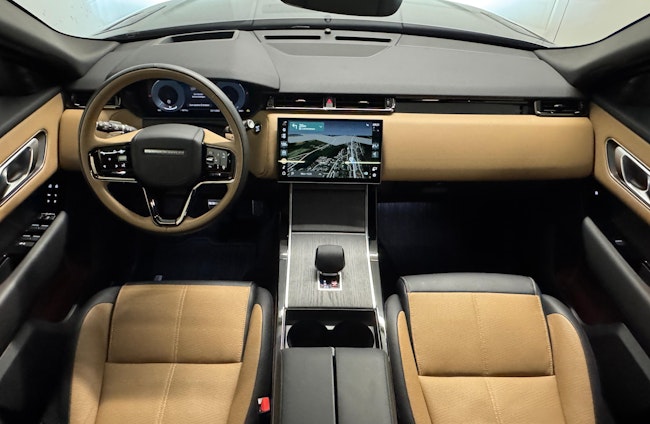 Vehicle image 4 Vehicle image 4