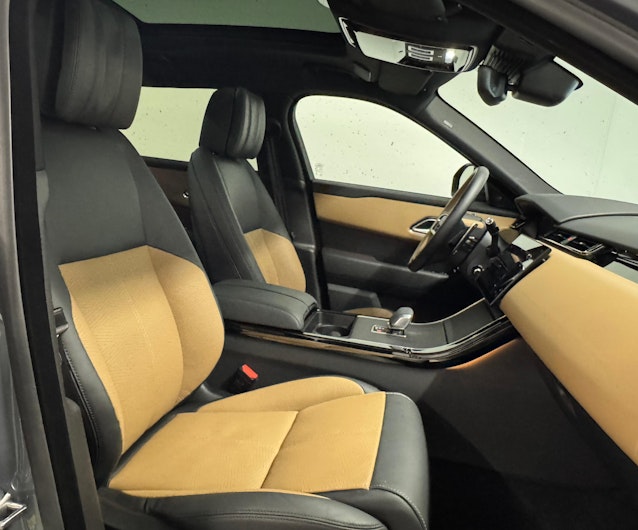 Vehicle image LAND ROVER RANGE ROVER VELAR