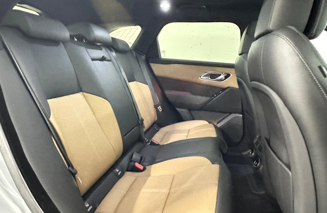 Vehicle image 7 Vehicle image 7