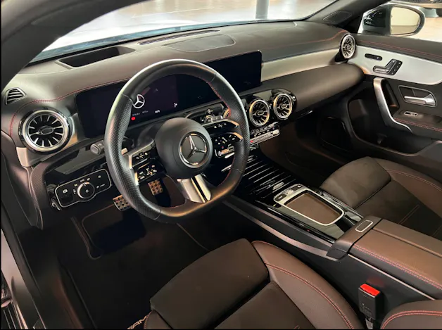 Mercedes-Benz CLA 250 AMG Line 4matic