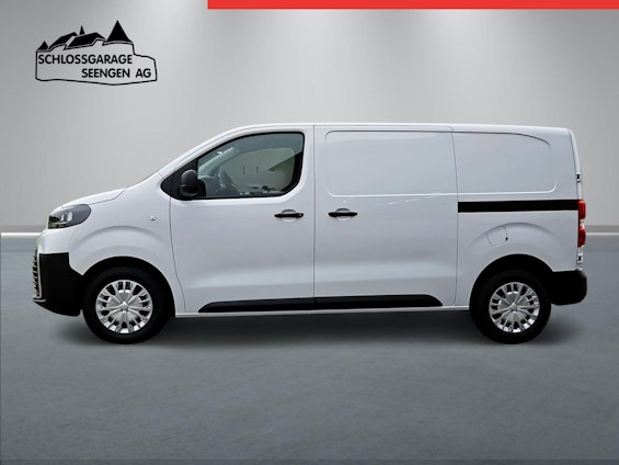 Vehicle image 9 Vehicle image 9