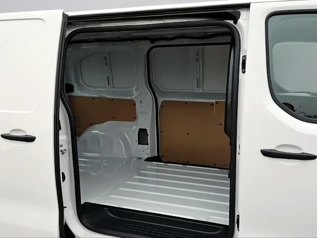 Toyota PROACE Van L1 2.0 D Advanced