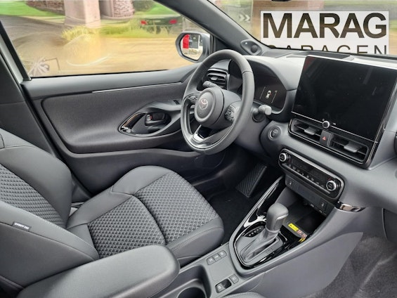 Vehicle image 12 Vehicle image 12