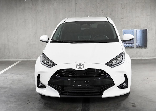 Vehicle image 9 Vehicle image 9