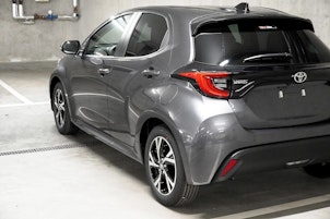 Vehicle image TOYOTA Yaris 1.5 VVT-i HSD Trend