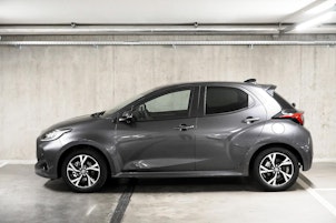 Vehicle image TOYOTA Yaris 1.5 VVT-i HSD Trend