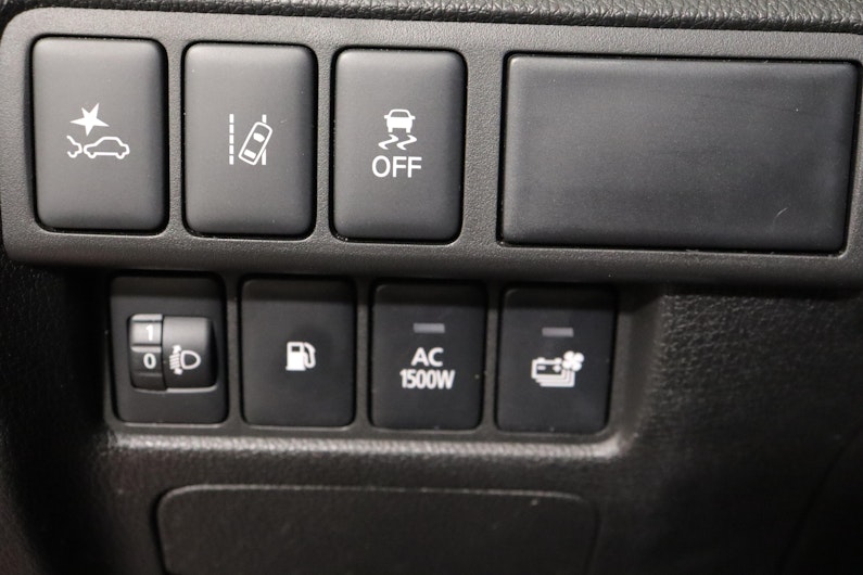 Vehicle image MITSUBISHI ECLIPSE CROSS