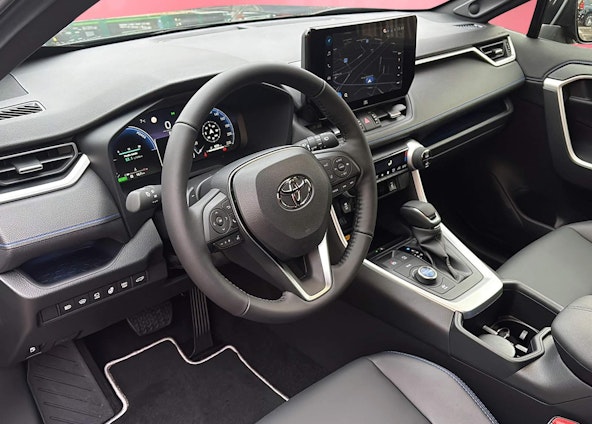 Vehicle image 4 Vehicle image 4