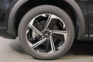 Vehicle image MITSUBISHI Eclipse Cross 2.4 PHEV Intense 4x4