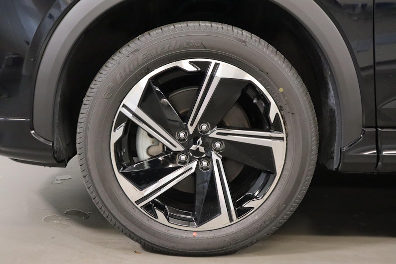 Vehicle image MITSUBISHI ECLIPSE CROSS