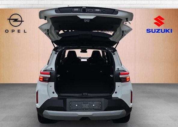 Vehicle image 15 Vehicle image 15