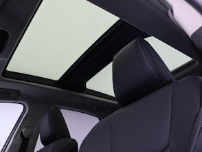 Vehicle image LEXUS NX 450h+ Excellence