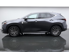 Vehicle image LEXUS NX 450h+ Excellence