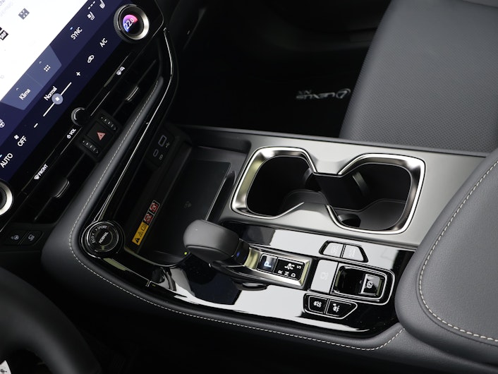 Vehicle image LEXUS NX