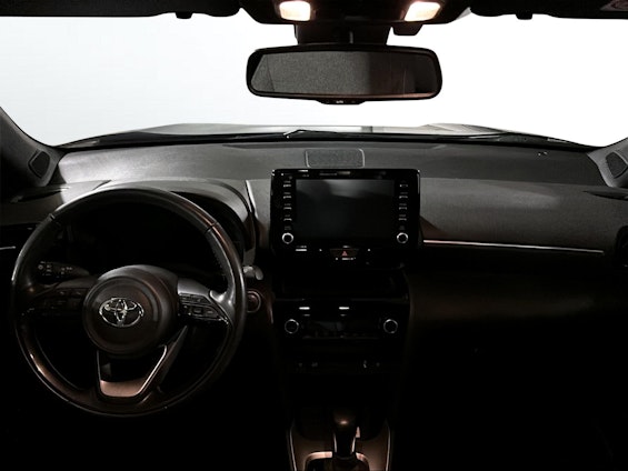 Vehicle image 8