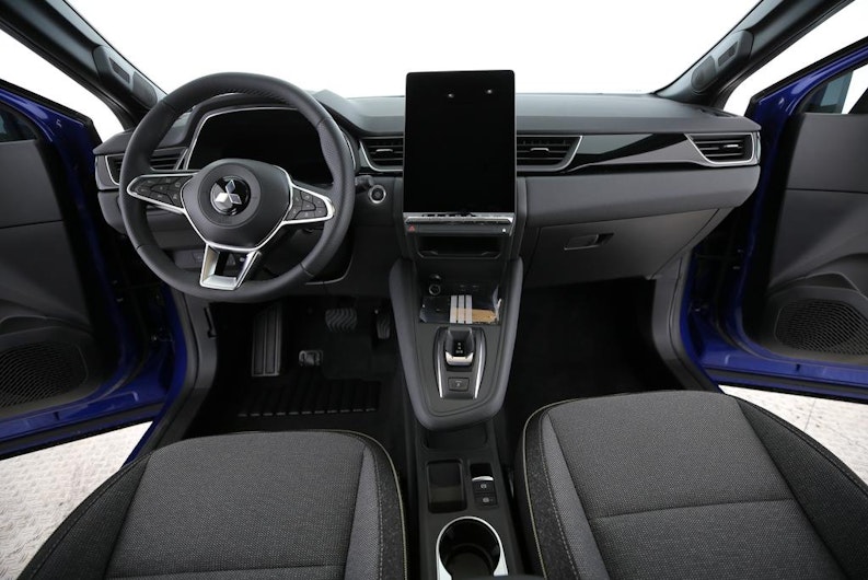 Vehicle image MITSUBISHI GRANDIS