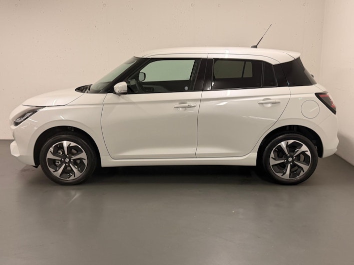 Vehicle image SUZUKI SWIFT