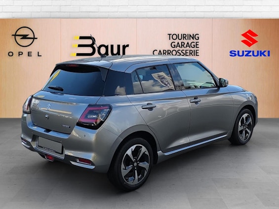 Vehicle image 4 Vehicle image 4