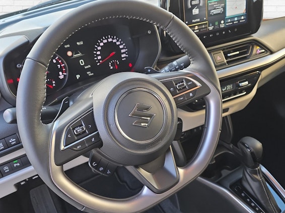 Vehicle image 8 Vehicle image 8