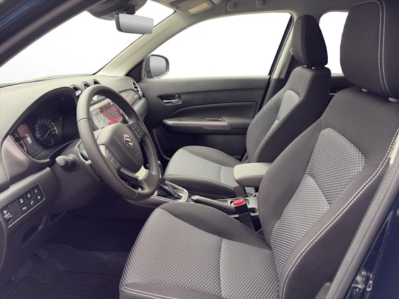 Vehicle image 9 Vehicle image 9