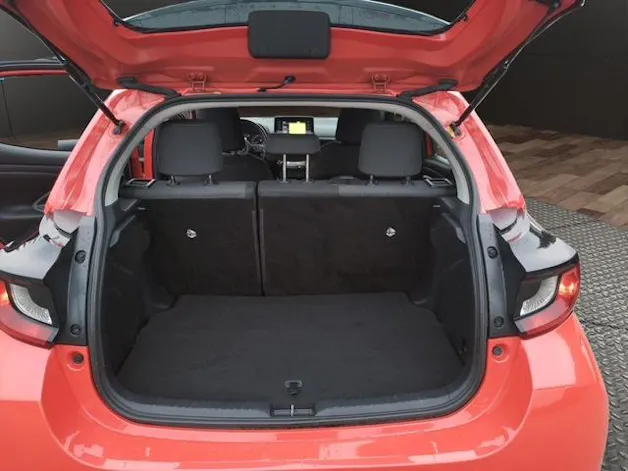 Toyota Yaris 1.5 VVT-i HSD Comfort