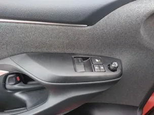Toyota Yaris 1.5 VVT-i HSD Comfort