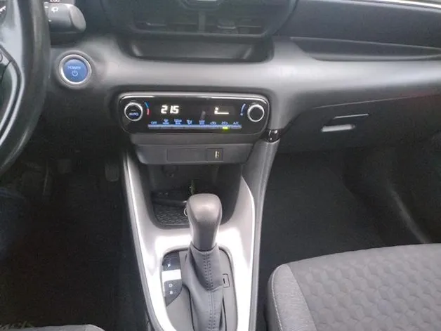 Toyota Yaris 1.5 VVT-i HSD Comfort
