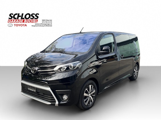 First vehicle image First vehicle image