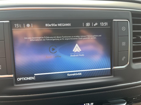 Vehicle image 9 Vehicle image 9