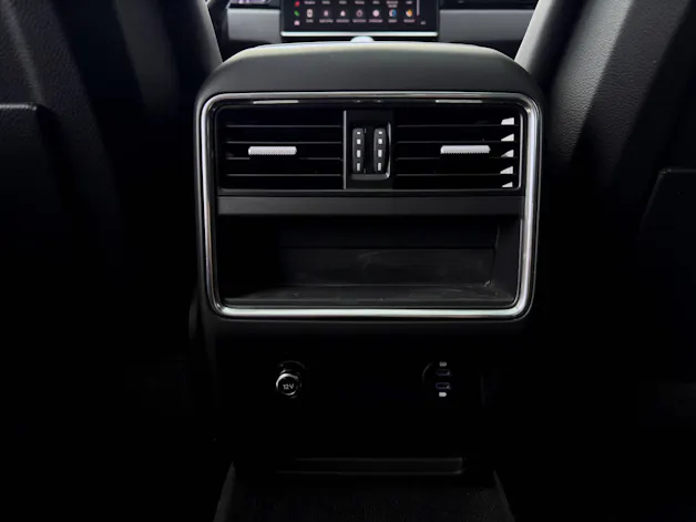 Porsche Cayenne E-Hybrid Coupé Platinum Edition